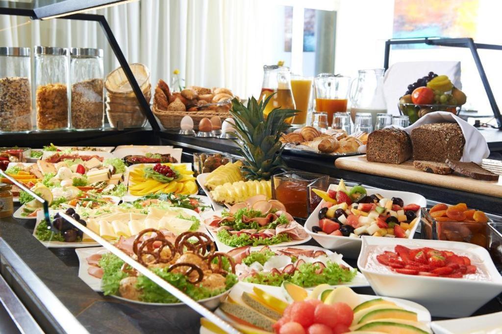 Hotel Mueller Cafe & Wein - Mondholzhotel Veitshöchheim Eksteriør billede
