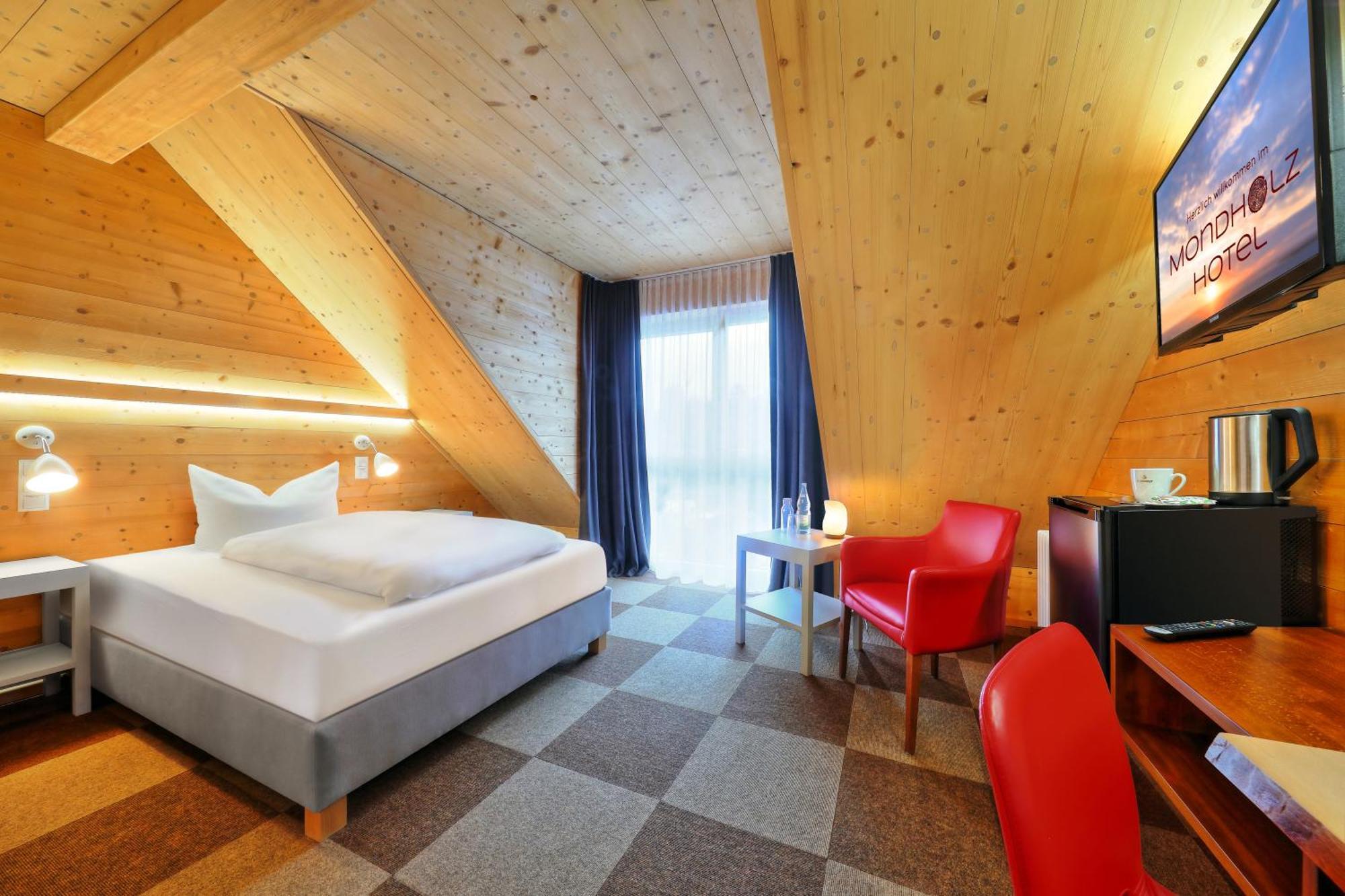 Hotel Mueller Cafe & Wein - Mondholzhotel Veitshöchheim Eksteriør billede